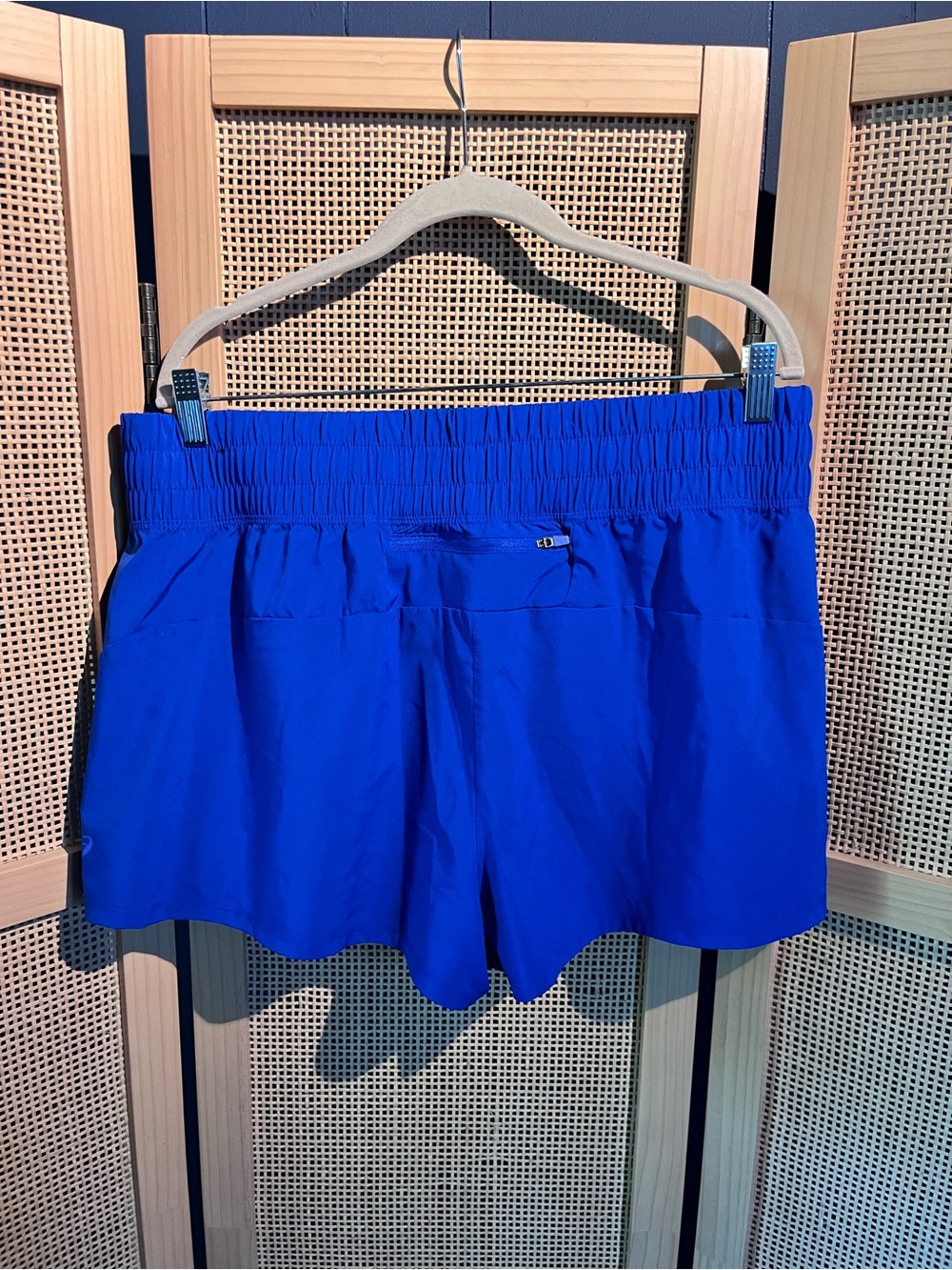 Asics Women’s XL Athletic Shorts NWOT - Picture 6 of 6